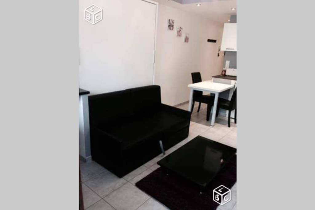 Apartamento 2* Rdc+ Terrasse&parking Privé *
